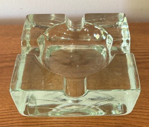 lot 457 image: Pukeburg Swedish Brutalist Ashtray