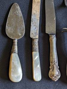 lot 373 image: Assorted Vintage Sterling Silver Serving Utensils