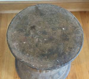 lot 394 image: Vintage Ceramic Plant Stand
