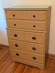 lot 381 image: Vintage Painted Wood Dresser