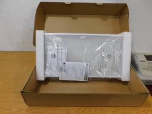 lot 60 image: Commercial Electric 2 ft. 400-Watt Equivalent 18,000 Lumens 171-Watts Integrated LED Dimmable White High Bay Light 120-277 Volt 5000K