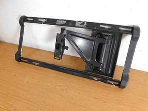 lot 69 image: Universal TV Walmount