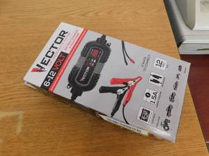 lot 80 image: VECTOR 1.5 Amp Battery Charger, Battery Maintainer, Trickle Charger, 6V and 12V, Fully Automatic