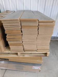 lot 22 image: Gray 10 mm Water Resistant Laminate Wood Flooring Planks (390 sqft)