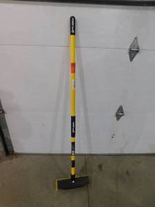 lot 98 image: Quickie 24 in. Dual Blade Floor Squeegee