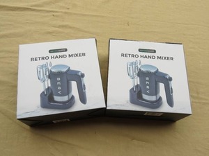 lot 7 image: 2 Piece Lot of Retro Hand Mixers