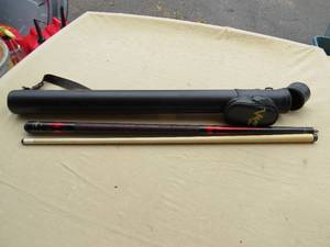 lot 18 image: Viper Q-Vault Pool Cue Stick - 58 12