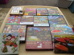 lot 21 image: Mixed Lot of Puzzles