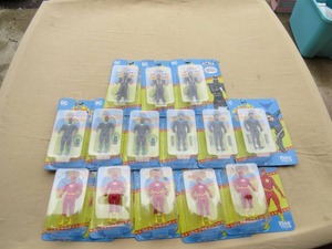 lot 32 image: 14 Piece Lot of McFarlane Toys DC Multiverse 5-inch DC Super Powers Action Figures