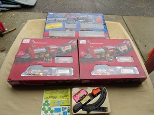 lot 37 image: Mixed Lot of Train Sets