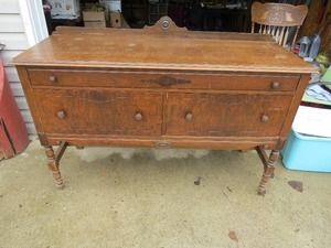 lot 50 image: Vintage Buffet  Sideboard 60 Cabinet