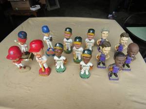 lot 61 image: Mixed Lot Bobblehead  Collectible Figures