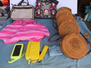 lot 87 image: Mixed Lot of Hand Bags