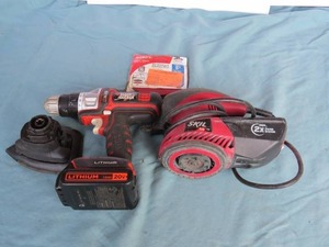 lot 112 image: Mixed Lot of Tools - B&D 20V Drill(No Charger) & Skil Orbital Sander