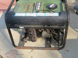 lot 119 image: GEN4000 SPORTSMAN GAS POWERED 4000 SURGE WATT GENERATOR