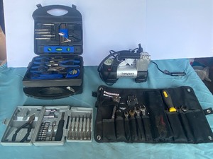 lot 135 image: Mixed Lot of Hand Tools and Auto Compressor