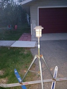 lot 122 image: Ski Statue Portable Solar Light