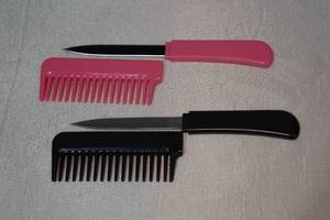 lot 9 image: 2 NEW Hair Comb Knives
