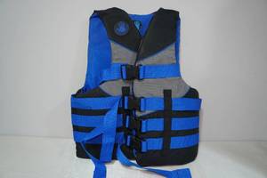 lot 36 image: Body Glove Method Adult Life Jacket -Size SM