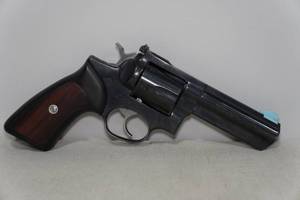 lot 1O image: Ruger GP-100 .357 Magnum Double Action Revolver - 4 Barrel
