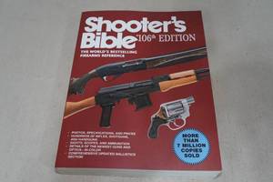 lot 101 image: Shooters Bible 106th Edition Reference Book