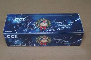 lot 126 image: 500 CCI .22 LR 40 Gr LRN Ammo - Merry Christmas 2016
