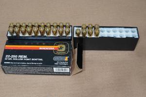 lot 136 image: 27 Winchester Supreme .22-250 Rem 52 Gr HP BT Ammo