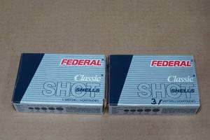 lot 141 image: 8 Federal Classic 12 Gauge 3 Magnum 00 Buck Shotshells