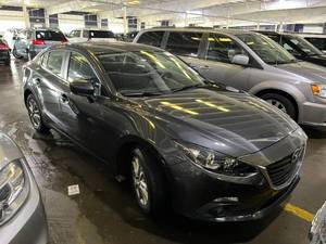 2016 Mazda 3i Grand Touring...LOW MILES