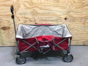 lot 58 image: Bass Pro Shops Quad Fold Wagon