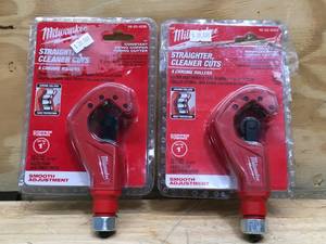 lot 89 image: Lot Of 2 - MIlwaukee 1 Constant Swing Copper Tubing Cutter Model # 48-22-4259 (Both Missing The Knob) (One Of Them Is Used And Rusty)