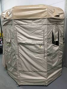 lot 15 image: Blackout Blade N Bullet Blind