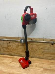 lot 88 image: MILWAUKEE M18 FUEL 18-Volt Lithium-Ion Brushless 0.25 Gal. Cordless Jobsite Vacuum (Vacuum-Only)