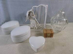 lot 217 image: (BS) Decor and Trinket Boxes...