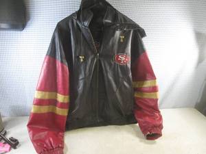 lot 222 image: (BS) San Francisco 49ers Jacket with Removable Hood Size Large