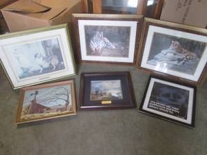 lot 279 image: (EW1) Framed Wall Decor...