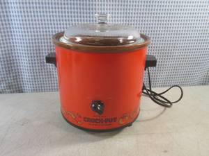 lot 288 image: (CSB) Rival Crock-Pot Slow Cooker...