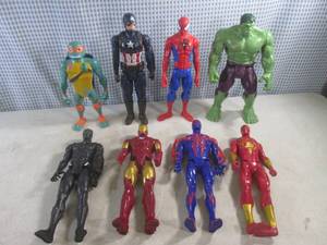 lot 30 image: (EW4) Assorted Action Figures...