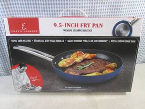lot 81 image: (EW4) Emeril Lagasse Premium Non-Stick 9.5 Fry Pan