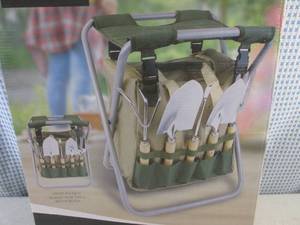 lot 97 image: (EW6) 7pc Folding Garden Set...