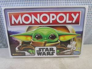 lot 107 image: (EW5) Star Wars Monopoly Board Game - UnopenedSealed