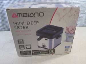 lot 110 image: (BSB) Mini Deep Fryer with Box...