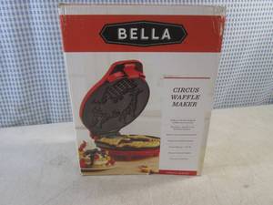 lot 114 image: (BSB) Bella Circus Waffle Maker...