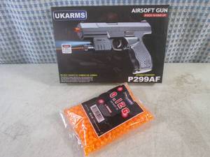 lot 342 image: (EC1) Pistol Airsoft Gun with Bag of BBs