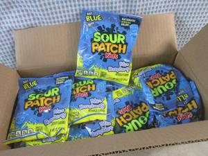 lot 353 image: (C-2) 12 Bags Sour Patch Kids Blue Raspberry 5oz Best by Feb 2024
