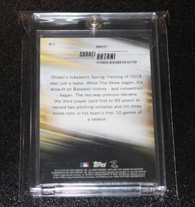 lot 3 image: 2018 Topps Chrome Freshman Flash Shohei Ohtani #FF-1 Rookie Card