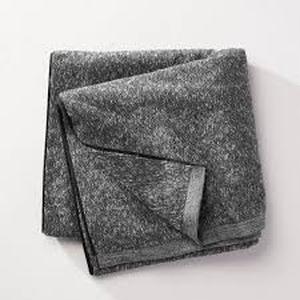 lot 26 image: Set of 2 Slub Accent Organic Bath Towel - Casaluna Black