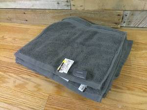 lot 29 image: Lot of 8 Spa Plush Washcloth Dark Gray - Threshold