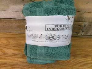 lot 66 image: Purely Indulgent 100% Egyptian Cotton Towel Set 4-Piece Towel Set-Oil BlueGreen