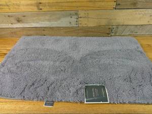 lot 107 image: Spa Plush Bath Rug - Threshold 21x34 Light Blue